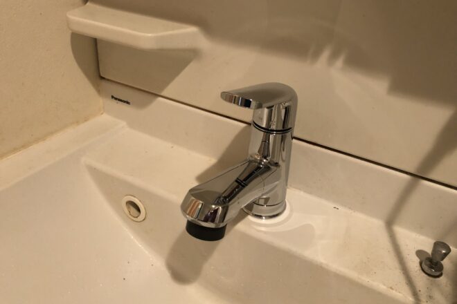 洗面台水栓金具取替え工事